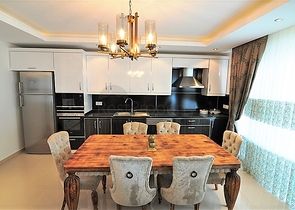 Меблированный пентхаус с тремя спальнями в Каргыджаке