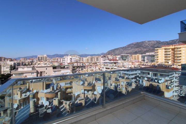 Двухкомнатная квартира с видом на море в районе Махмутлар