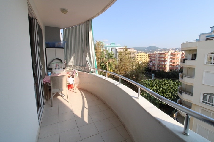 Квартира планировки 1+1 в районе Махмутлар