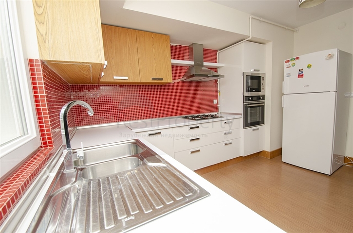 Просторная квартира 3+1 с мебелью в Хурме Коньяалты