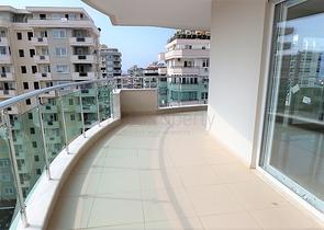 Квартира с двумя спальнями в районе Махмутлар