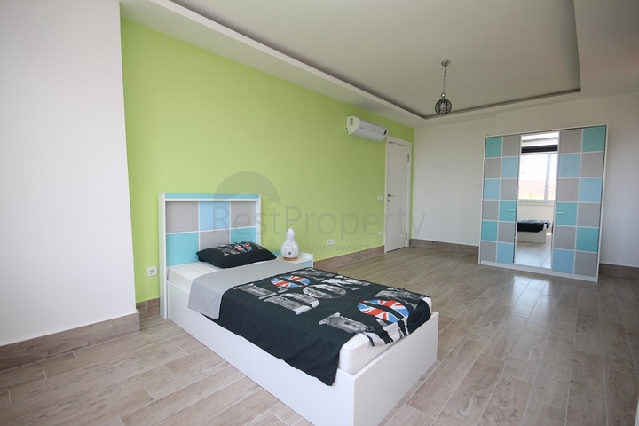 Двухэтажная вилла планировки 3+1 в районе Оба