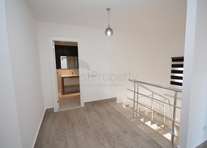 Двухэтажная вилла планировки 3+1 в районе Оба