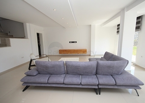 Двухэтажная вилла планировки 3+1 в районе Оба