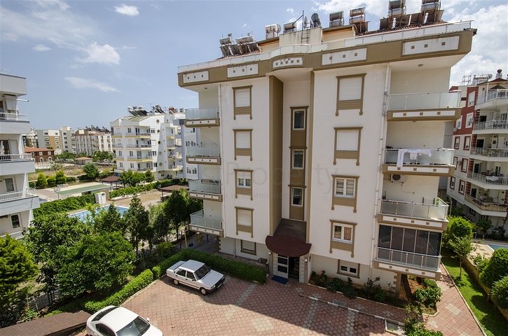 Квартира 1+1 в микрорайоне Лиман Коньяалты 800 м до моря