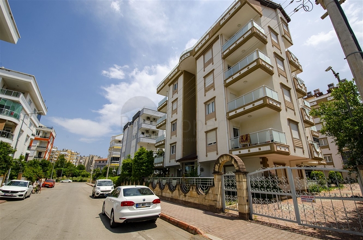 Квартира 1+1 в микрорайоне Лиман Коньяалты 800 м до моря