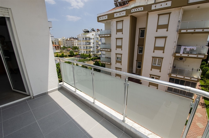 Квартира 1+1 в микрорайоне Лиман Коньяалты 800 м до моря