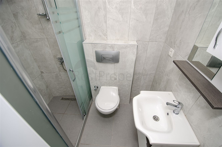 Квартира 1+1 в микрорайоне Лиман Коньяалты 800 м до моря