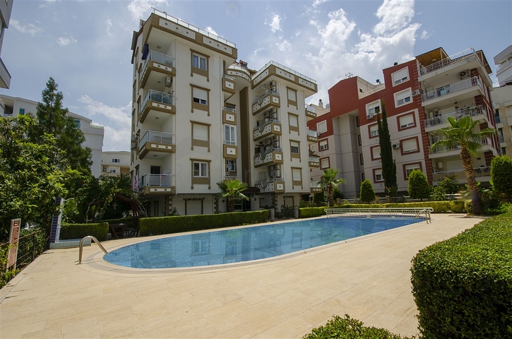 Квартира 1+1 в микрорайоне Лиман Коньяалты 800 м до моря