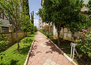 Квартира 1+1 в микрорайоне Лиман Коньяалты 800 м до моря