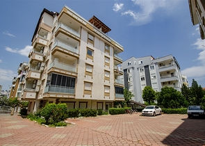 Квартира 1+1 в микрорайоне Лиман Коньяалты 800 м до моря