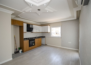 Квартира 1+1 в микрорайоне Лиман Коньяалты 800 м до моря