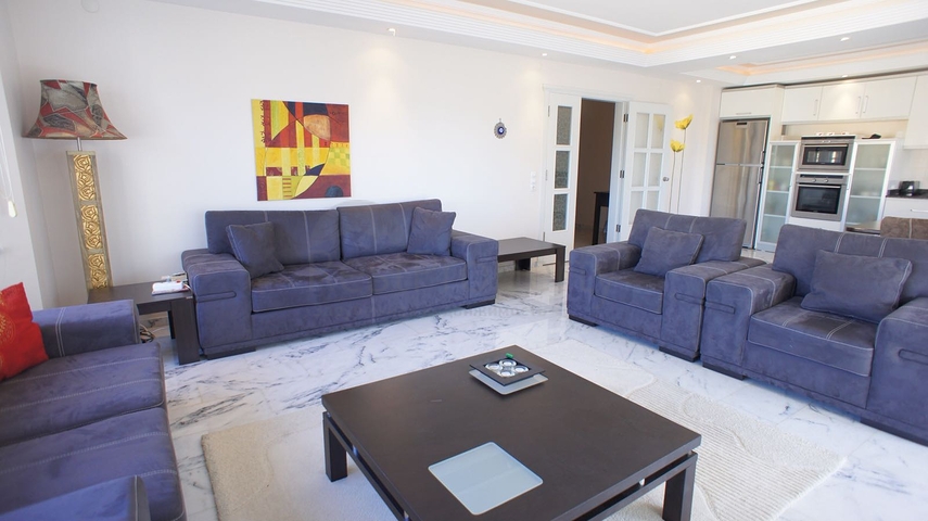 Меблированная квартира с двумя спальнями на аренду в Тосмуре