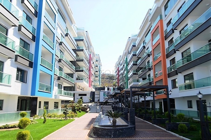 Меблированная квартира с двумя спальными комнатами в районе Каргыджак 