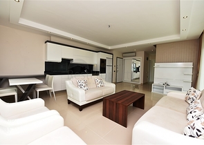 Меблированная квартира с двумя спальными комнатами в районе Каргыджак 