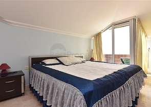 Меблированный пентхаус планировки 4+1 с видом на море