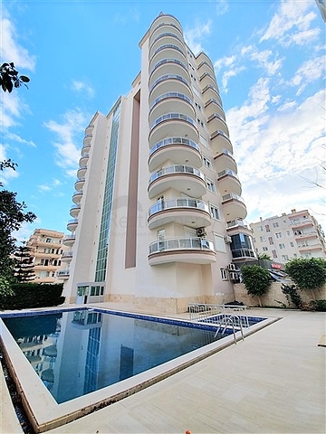 Меблированная квартира с двумя спальнями в Махмутларе