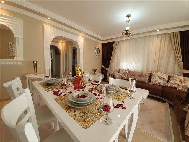 Меблированная квартира с двумя спальнями в Махмутларе