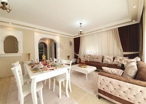 Меблированная квартира с двумя спальнями в Махмутларе