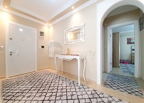 Меблированная квартира с двумя спальнями в Махмутларе