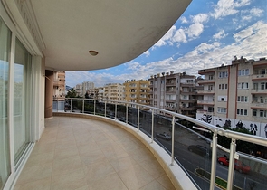 Меблированная квартира с двумя спальнями в Махмутларе