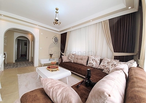 Меблированная квартира с двумя спальнями в Махмутларе