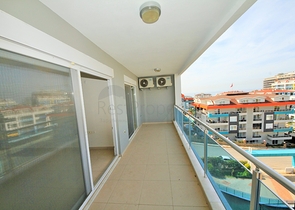 Двухкомнатная квартира в благоустроенном комплексе Кестеля