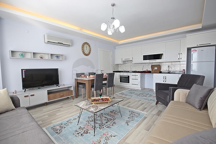 Квартира планировки 1+1 в современном комплексе Махмутлара