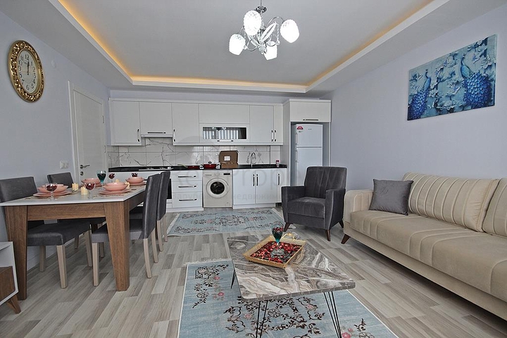 Квартира планировки 1+1 в современном комплексе Махмутлара