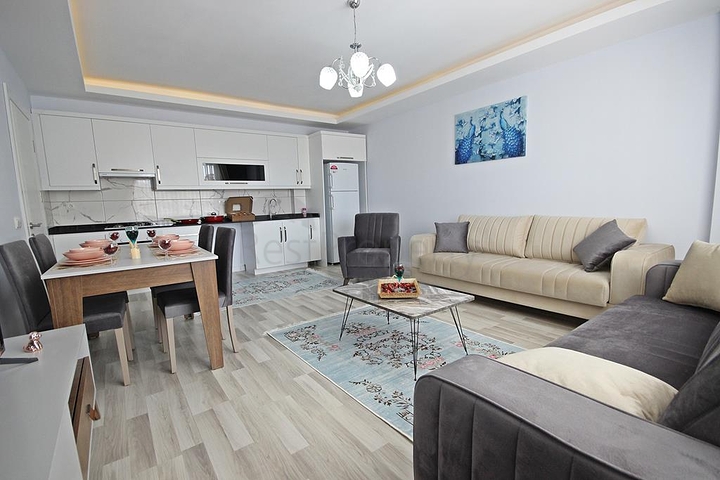 Квартира планировки 1+1 в современном комплексе Махмутлара