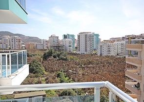 Квартира планировки 1+1 в современном комплексе Махмутлара