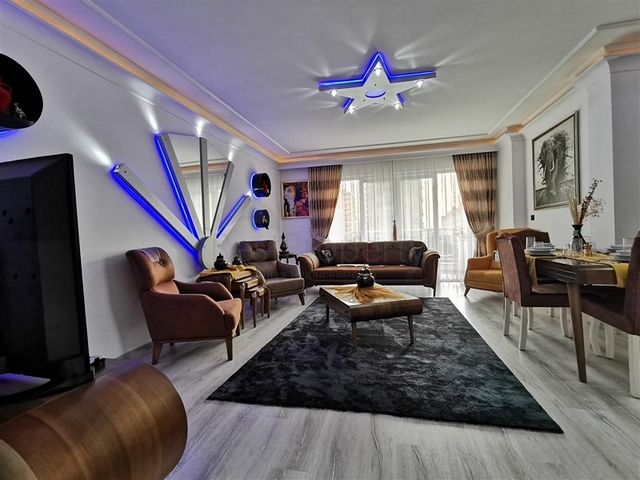 Меблированная квартира с двумя спальнями в Махмутларе