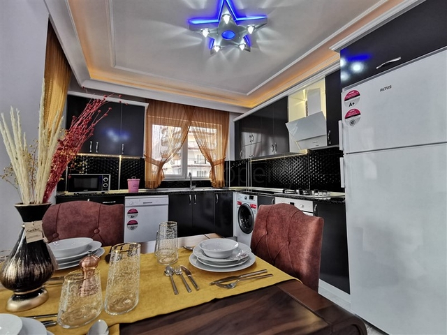 Меблированная квартира с двумя спальнями в Махмутларе