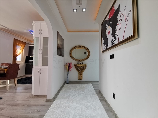 Меблированная квартира с двумя спальнями в Махмутларе