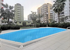 Меблированная квартира с двумя спальнями в Махмутларе