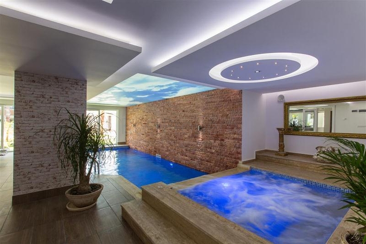 Меблированная квартира с двумя спальнями в районе Оба