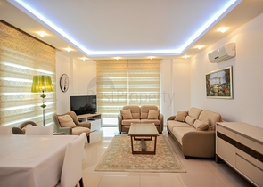 Меблированная квартира с двумя спальнями в районе Оба