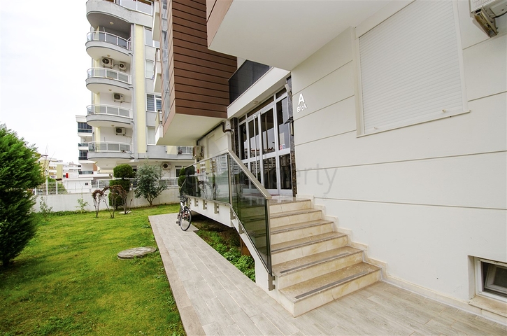 Двухкомнатная квартира с мебелью в районе Хурма Коньяалты