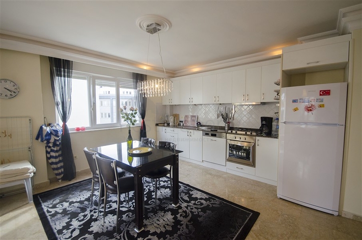 Меблированная квартира с двумя спальнями в Джикджилли