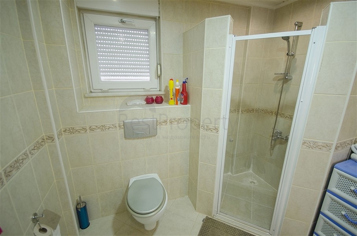 Меблированная квартира с двумя спальнями в Джикджилли