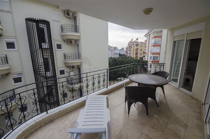 Меблированная квартира с двумя спальнями в Джикджилли