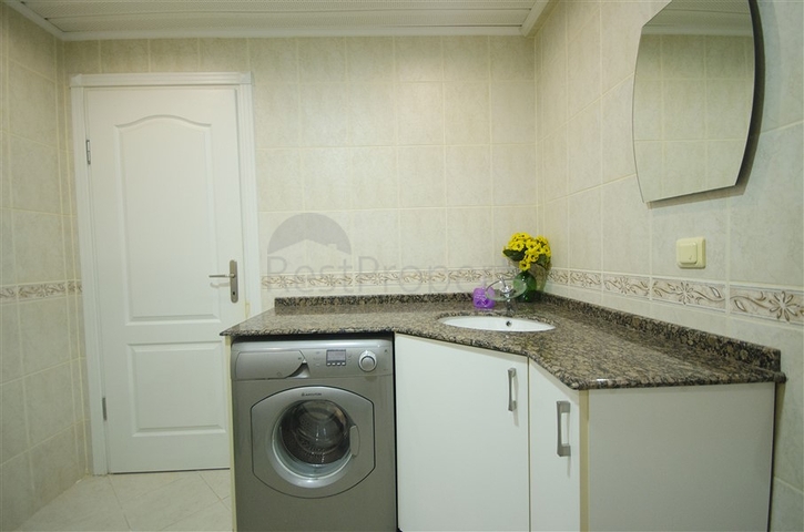 Меблированная квартира с двумя спальнями в Джикджилли