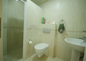 Меблированная квартира с двумя спальнями в Джикджилли