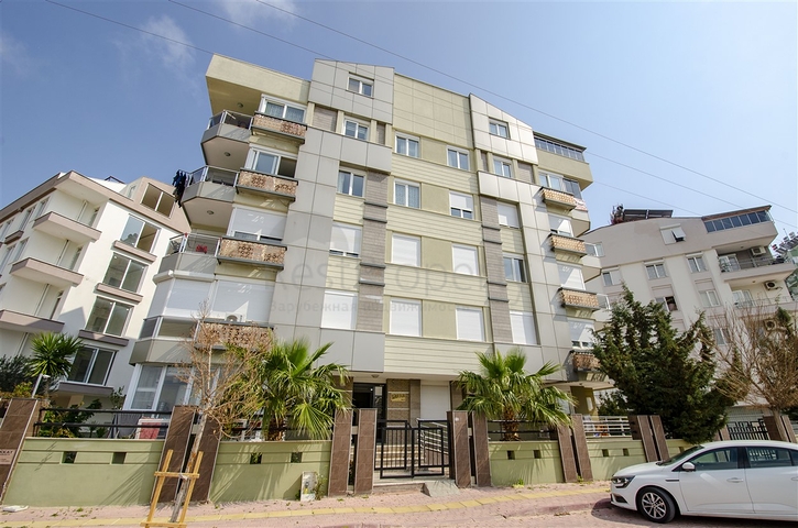 Пентхаус 2+1 с мебелью в районе Лиман Коньяалты 600 м до моря