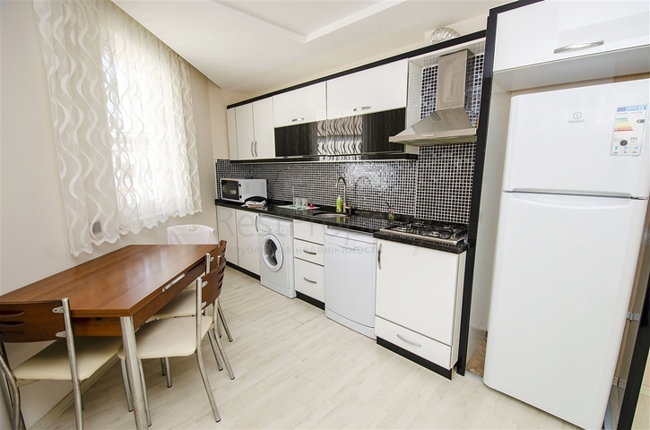 Пентхаус 2+1 с мебелью в районе Лиман Коньяалты 600 м до моря