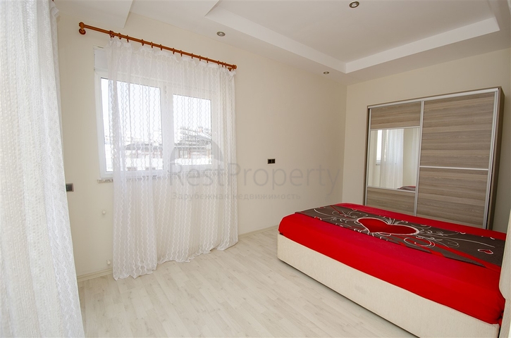 Пентхаус 2+1 с мебелью в районе Лиман Коньяалты 600 м до моря