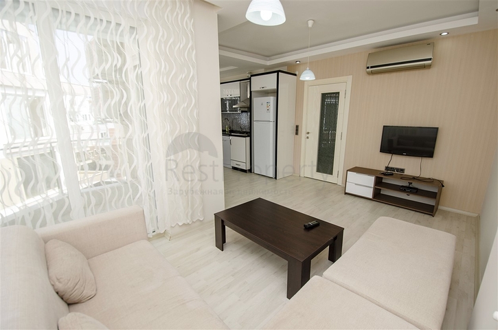 Пентхаус 2+1 с мебелью в районе Лиман Коньяалты 600 м до моря