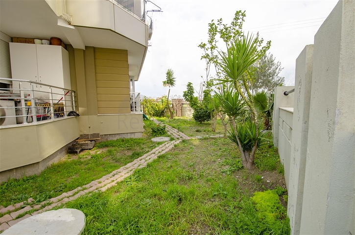 Пентхаус 2+1 с мебелью в районе Лиман Коньяалты 600 м до моря