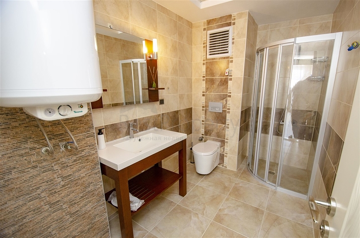 Пентхаус 2+1 с мебелью в районе Лиман Коньяалты 600 м до моря