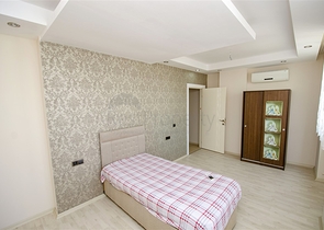 Пентхаус 2+1 с мебелью в районе Лиман Коньяалты 600 м до моря